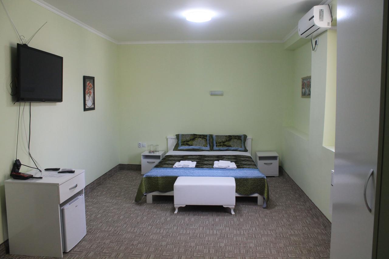 Hotel Istanbul Skopje Buitenkant foto