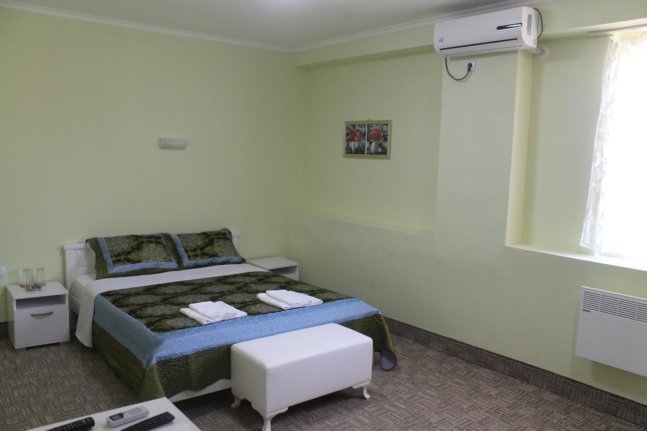 Hotel Istanbul Skopje Buitenkant foto