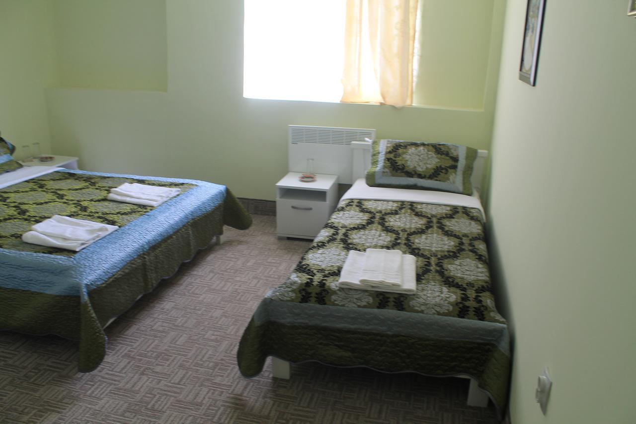 Hotel Istanbul Skopje Buitenkant foto